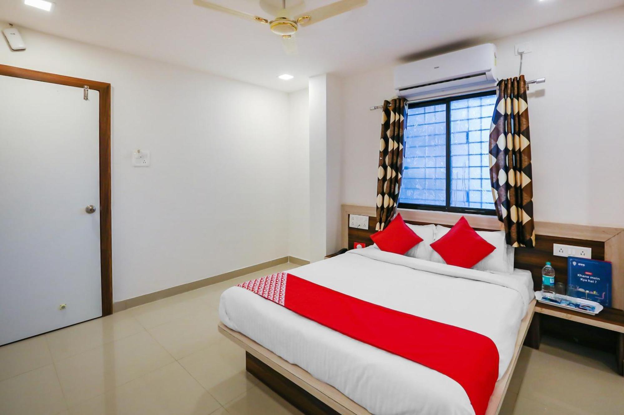 Hotel O Pingara Executive Phursungi Exteriér fotografie