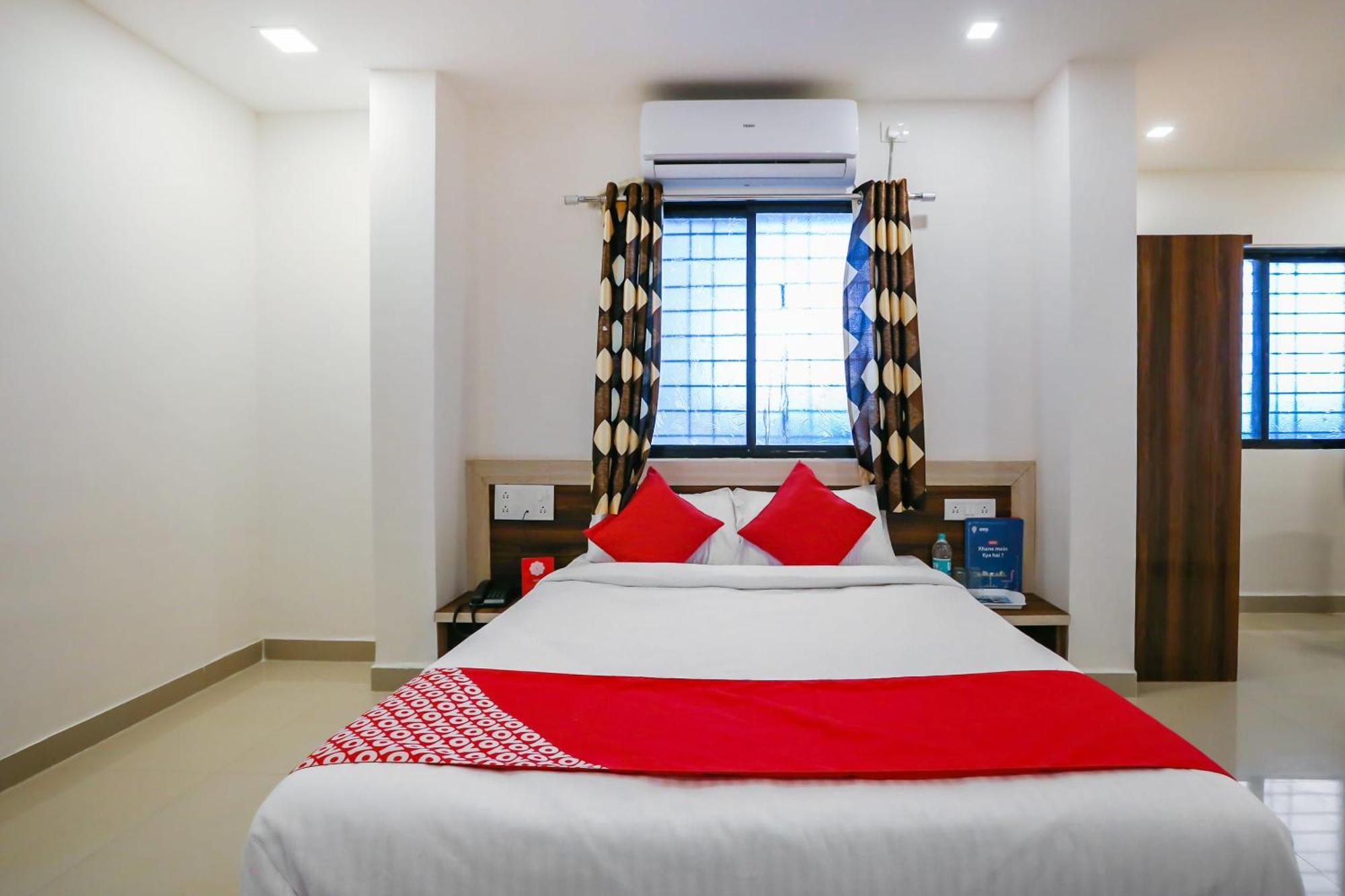 Hotel O Pingara Executive Phursungi Exteriér fotografie