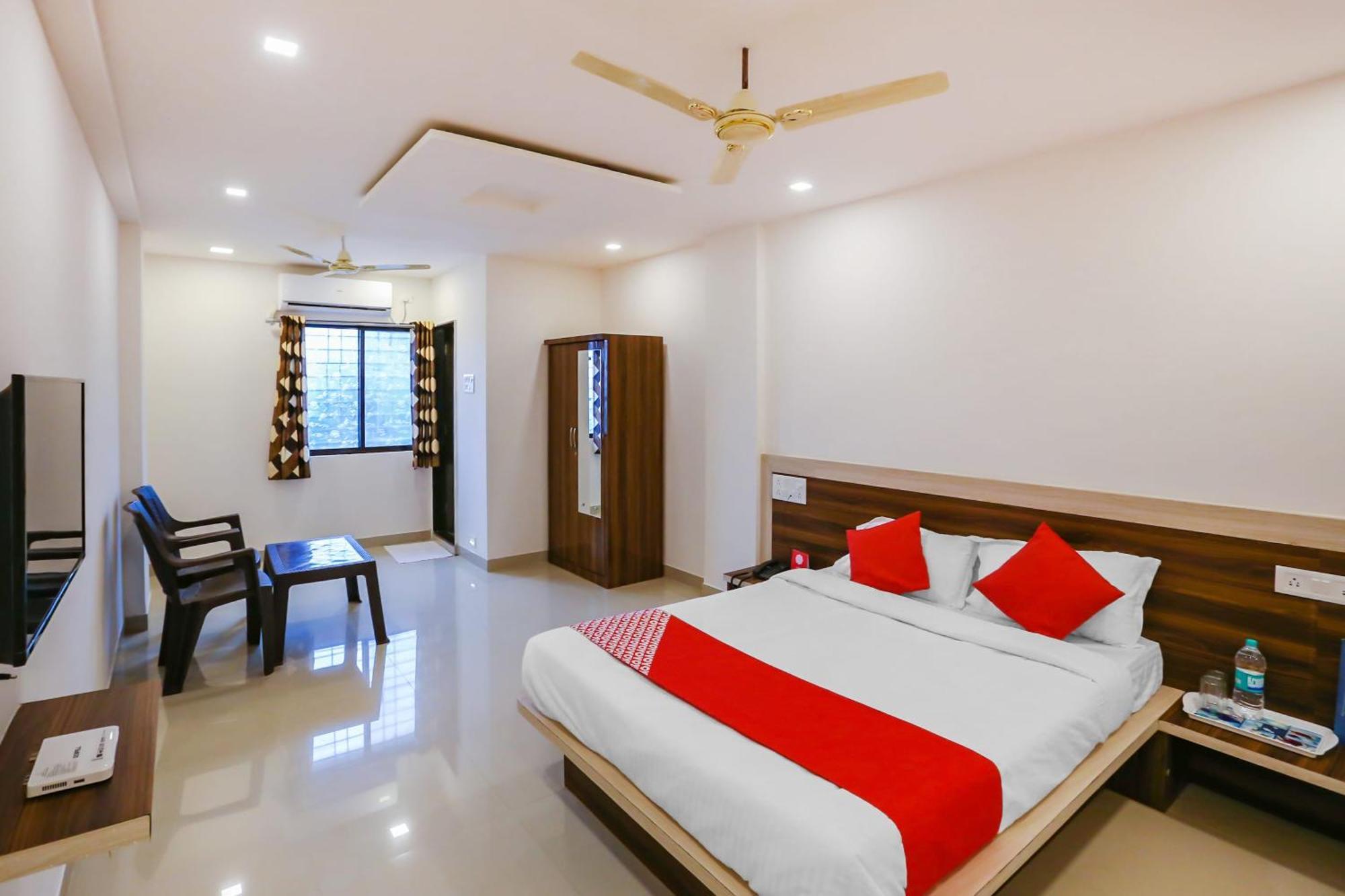 Hotel O Pingara Executive Phursungi Exteriér fotografie