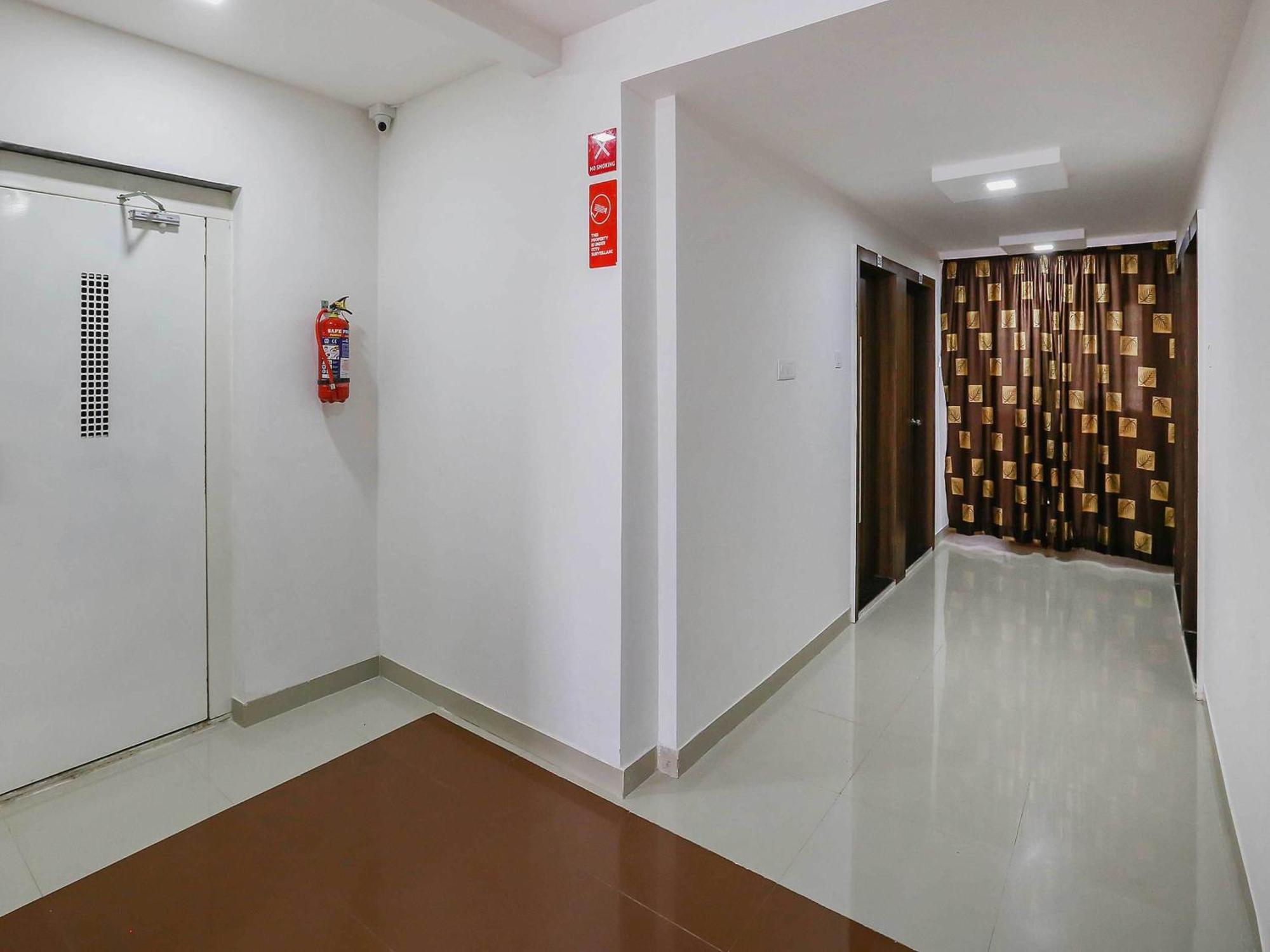 Hotel O Pingara Executive Phursungi Exteriér fotografie